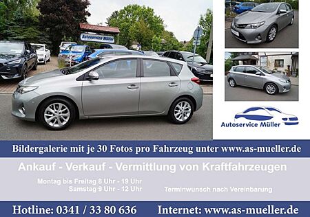 Toyota Auris 5T 73kk Klimatr.-Navi-Kamera-PDC