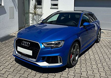 Audi RS3 Sportback *PANO*RS-SITZE*ACC*RS-AGA*280km/h NO OPF