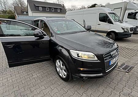 Audi Q7 3.0 TDI DPF quattro tiptronic