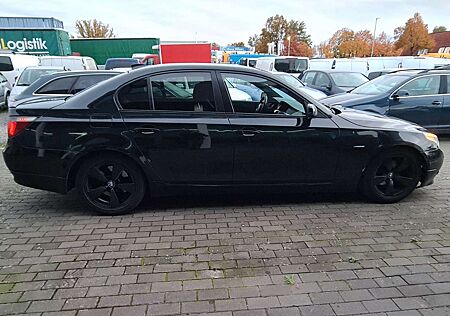 BMW 525d 525 Baureihe 5 Lim. Xenon M-Sport Paket