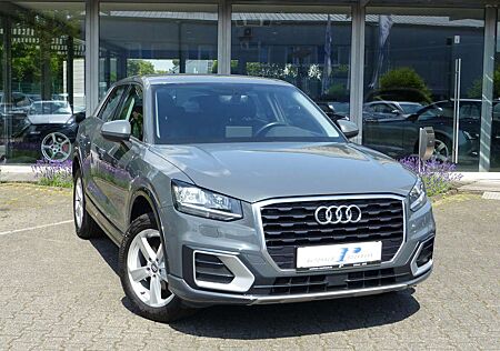 Audi Q2 35 TFSI sport AHK Navi App PDC