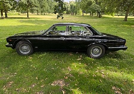 Jaguar Daimler Automatik Double Six