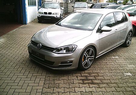 VW Golf Volkswagen Comfortline BMT