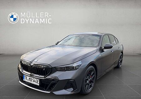 BMW i5 eDrive40 M SPORT PRO LED AHK PANO VIRT COCK PROF