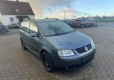 VW Touran Volkswagen Trendline 7 sitzer Klima