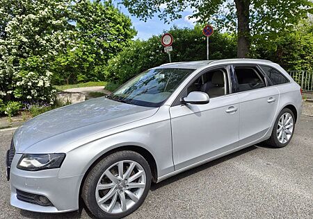 Audi A4 Avant 2.7 TDI B8