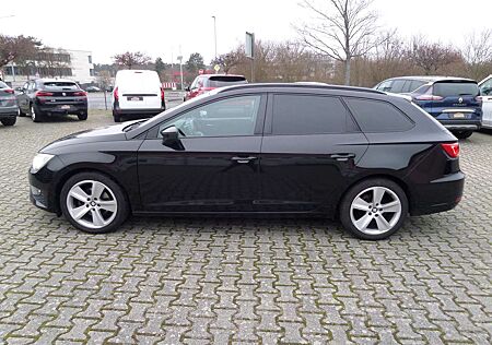 Seat Leon FR 2.0 TDI+Navi+AHK+LED+Tempo+T-Leder+Tüv-NEU