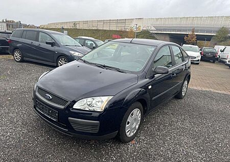 Ford Focus Lim. Fun X 1.Hand 87.000Km Scheckheft klim