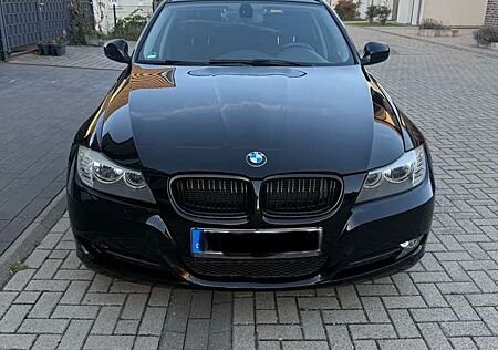 BMW 320d 320 DPF Touring Aut. Edition Sport