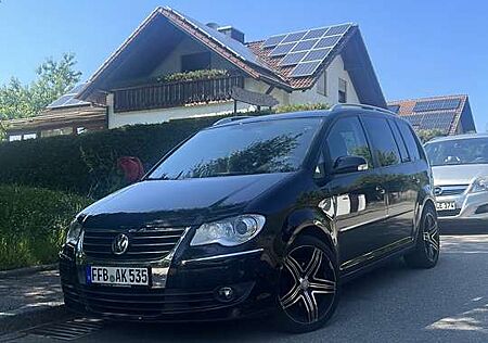 VW Touran Volkswagen Highline