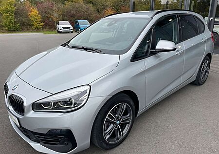 BMW 218 i Active Tourer Sport Line AHK Navi Kamera