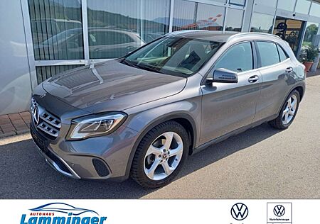 Mercedes-Benz GLA 180 -Klasse 180 NAVI SHZ PDC GRA LED-SCHEINWERFER