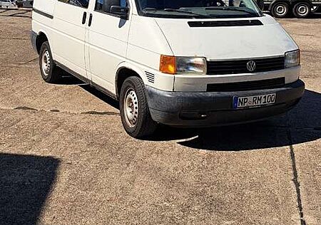 VW T4 Caravelle Volkswagen 2,4 Sauger