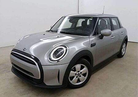 Mini Cooper Essiential Trim 5T Pano HUD Navi Kam LED