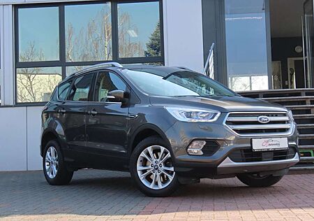Ford Kuga 2.0 TDCi 4x2 110kW Titanium