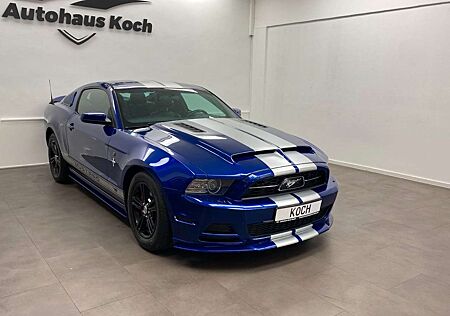 Ford Mustang 3.7 IM GT DESIGN, DAS DIE BLICKE FESSELT