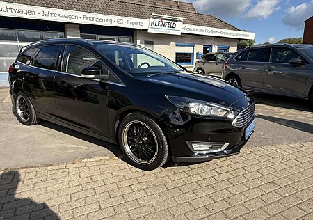 Ford Focus 2.0 TDCi Autom. "Titanium" Navi-Sitz-/Lenkrad-F...