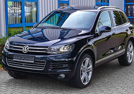 VW Touareg Volkswagen V6 TDI*LEDER*NAVI*XENON*PANO*360°*AHK*21 ZOLL*