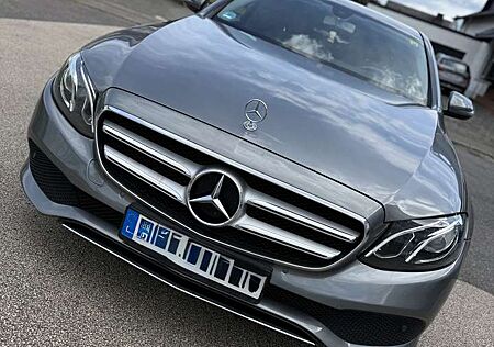 Mercedes-Benz E 220 d 9G-TRONIC