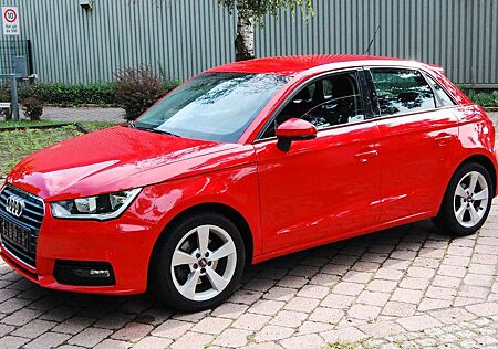 Audi A1 Sportback Sport 1,4TFSI-125PS. Navi,Sitzheizu