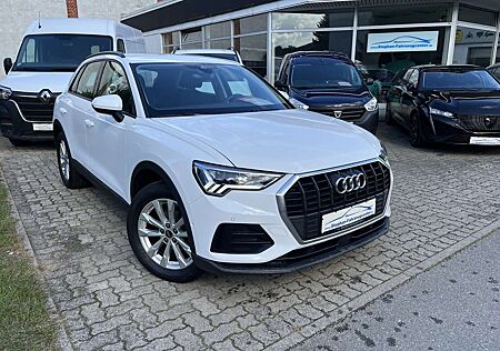 Audi Q3 35 TFSI aus 1.Hand und ,,-Scheckheft“…