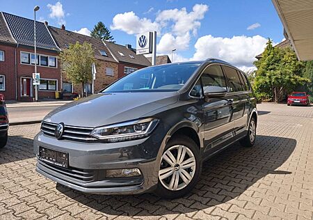 VW Touran Volkswagen Highline IQ-Drive,ACC,KAM,WR,AHK