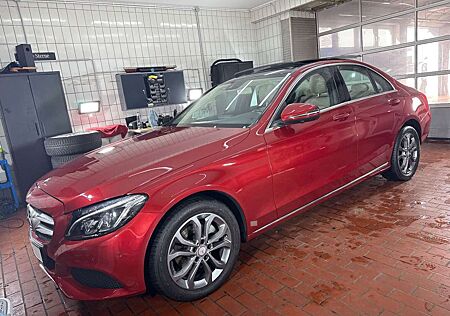 Mercedes-Benz C 180 Avantgarde*Pano*Leder*360°*Led*1.Hand*