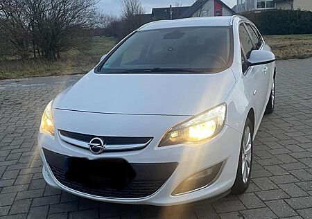 Opel Astra 1.4 Turbo Sports Tourer ecoFLEXStart/Stop Exklusiv