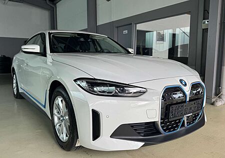 BMW i4 Gran Coupe 40 eDrive+AHK+wieNeu