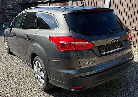 Ford Focus Turnier 1.5 TDCi DPF Start-Stopp-System Busi