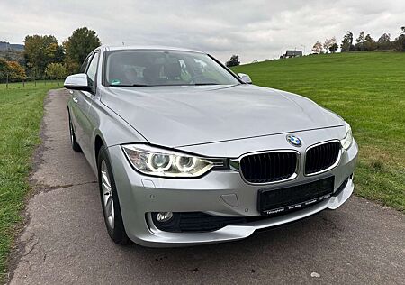 BMW 318 Baureihe 3 Touring d 1. Hand Xenon