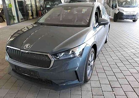 Skoda Enyaq 60 Lodge Navi LED AHK 4xSHZ WP ACC