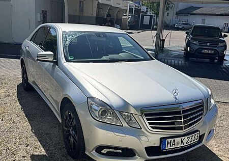 Mercedes-Benz E 350 CDI DPF BlueEFFICIENCY 7G-TRONIC