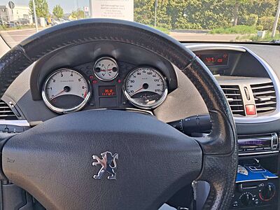 Peugeot 207 207 CC 120 VTi Filou
