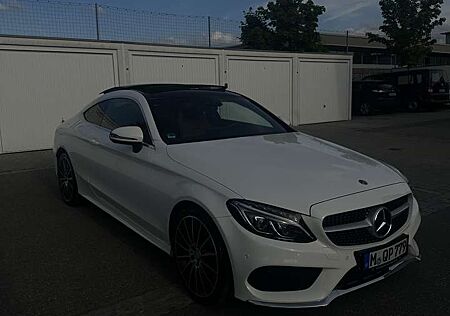 Mercedes-Benz C 300 Coupe 7G-TRONIC AMG Line