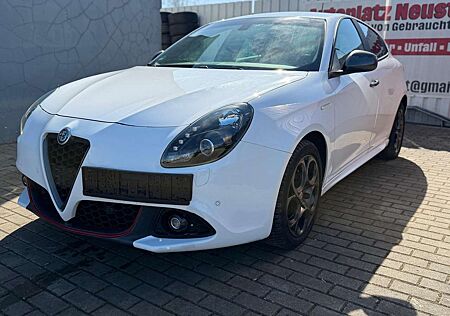 Alfa Romeo Giulietta Super*AUTOMATIK*ALCANTARA*XENON*