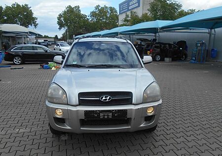 Hyundai Tucson 2.0 GLS (2WD)/KLIMA/VOLLEDER