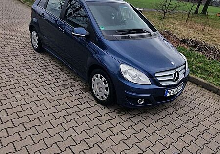 Mercedes-Benz B 180 CDI