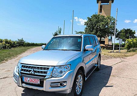 Mitsubishi Pajero 3,2 DI-D 4WD Diamant Automatik