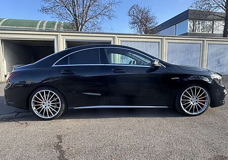 Mercedes-Benz CLA 45 AMG