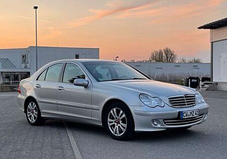 Mercedes-Benz C 200 Kompressor Elegance