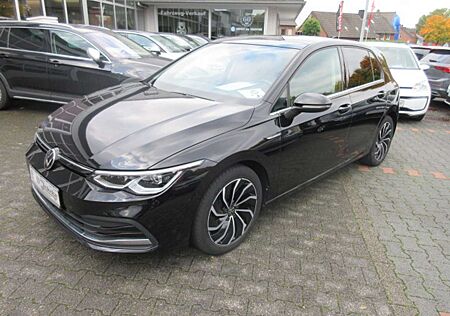 VW Golf Volkswagen Style 1.5 TSI NAVI PANORAMA AHK IQ LIGHT ACC ALU APS SITZHEIZUNG CLIMATRONIC