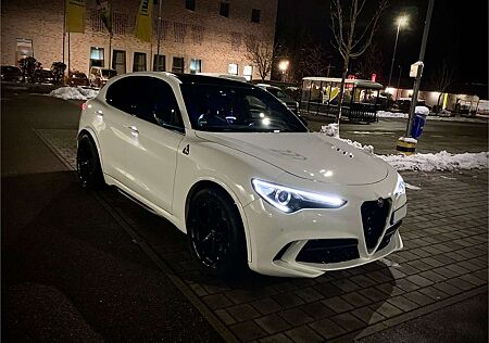 Alfa Romeo Stelvio 2.0 Q4 QV Umbau,AGA,Ambiente uvm.