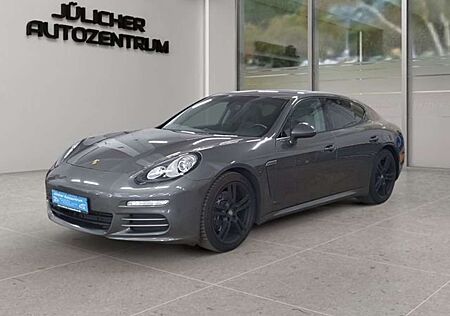 Porsche Panamera 4 Navi Scheckheft