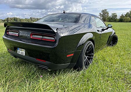 Dodge Challenger SCAT BACK Wide Body LAST CALL 6,4 V8 Sonderaustat