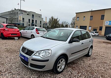 VW Polo Volkswagen 1.2 Trendline wenig KM, TÜV, 1 J. Garantie