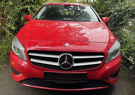 Mercedes-Benz A 180 CDI BlueEfficiency (176.000)
