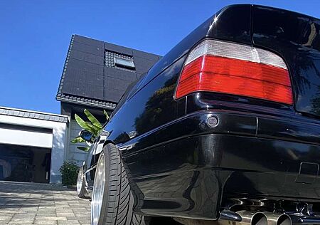 BMW 328i 328 Exclusiv Edition