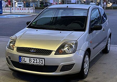 Ford Fiesta 1.3 Fun X