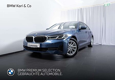 BMW 530 e AHK Glasdach H&K Sportsitze M-Lederlenkr.